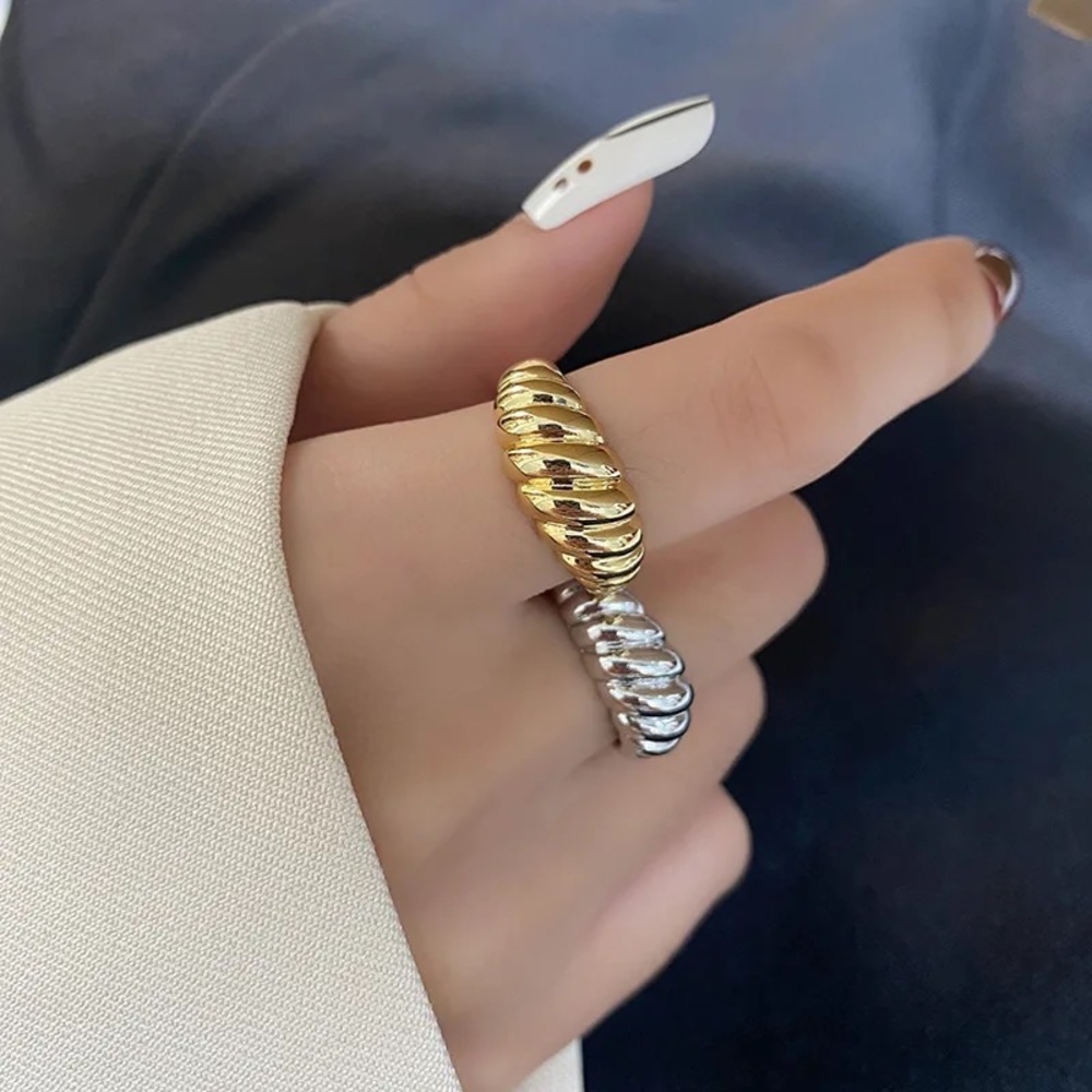 14K Gold Filled Croissant Dome Ring - Picture 2 of 5